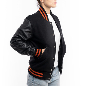 Chaqueta de Cuero Extra Grande de Moda Nueva a Precio de Mayoreo Personalizada para Mujer, Abrigo de Invierno con Botones para Mujer, Mangas de Cuero, Color Naranja - Product Image 4