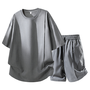 Ensemble décontracté deux pièces pour homme en coton gris thermique à motif floral, t-shirt à col rond et manches courtes, short à cordon de serrage, respirant, tricoté, pour l'été - Product Image 1