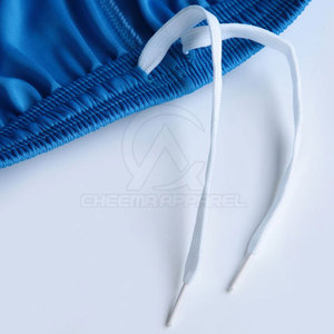 Ensemble de maillots et shorts de football légers en tissu anti-transpiration avec coutures renforcées pour une durabilité accrue - Product Image 6