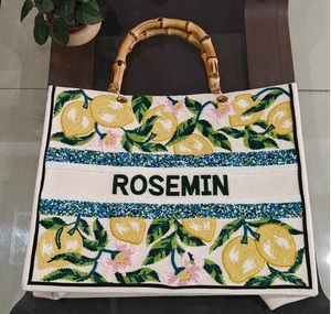 Meilleure qualité sacs fourre-tout personnalisés pour femmes grande quantité style mode pour une utilisation polyvalente fournisseur indien décoration de perles - Product Image 3