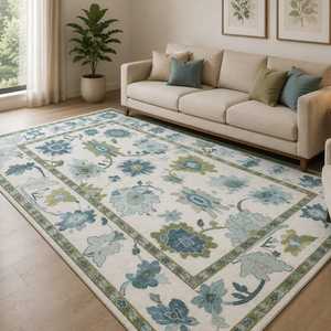 Tapis en laine noué à la main avec un motif floral élégant aux tons bleu sauge doux, vert et ivoire. Son design intemporel et son subtilisme. - Product Image 2