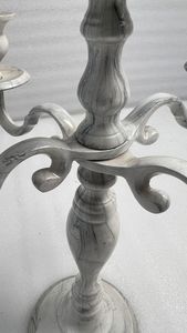 Porte-bougie en laiton de qualité supérieure avec finition émaillée pour la décoration de table de restaurant de luxe et accessoires modernes pour la maison - Product Image 4