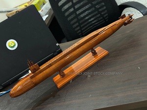 Modelos de submarinos de madera premium a escala OHIO/USS VIRGINIA/LOS ANGELES, artesanía en madera, modelo duradero para decorar la mesa, de Vietnam. - Product Image 4