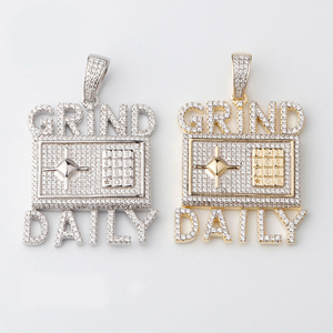 จี้เงินแท้ 925 ดีไซน์สั่งทำได้ พร้อมเพชรโมอิสซาไนต์ ผ่านการทดสอบ รับสลักชื่อ ตัวอักษร หรือข้อความ  ลดราคาพิเศษ - Product Image 1