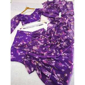 ATRACTIVA GEORGETTE ESTAMPADO FLORAL ESTILO LEHENGA SAREE DUPATTA CON BLUSA COSTADA Y CINTURÓN LAVANDA - Product Image 6