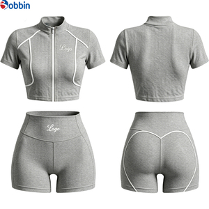 Conjunto Deportivo de 2 Piezas para Mujer, Top Corto de Manga Corta con Cierre y Pantalones Cortos de Cintura Alta, Color Negro Sólido, Secado Rápido, Estilo Deportivo - Product Image 6