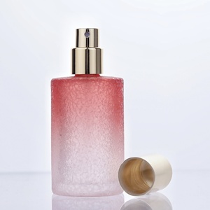 Botellas de Vidrio Transparentes Personalizadas de Alta Calidad al por Mayor de Fábrica, Botellas para Licores de 30 ml, 50 ml y 100 ml con Tapa para Perfume - Product Image 4
