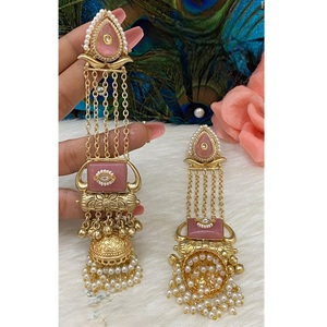 Magníficos Pendientes Largos de Latón Chapado en Oro con Moissanita y Kundan, de Primera Calidad, para Mujer, Colección de Moda para Bodas - Product Image 3