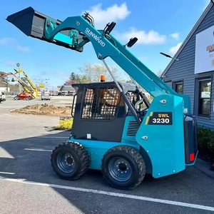 Chargeuse compacte sur pneus Sunward avec moteur Kubota conforme à la norme EU Stage V et cabine fermée pour travaux de terrassement et chargement de matériaux - Product Image 5