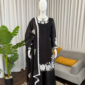 NOUVEAU LANCEMENT : Ensemble Salwar Kameez Traditionnel Pakistanais en Tissu Coton Fendi pour Femme, avec Haut, Bas et Dupatta en Coton Intérieur, Idéal pour les Fêtes - Product Image 1