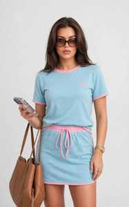 ชุดเสื้อยืดแขนสั้นและกระโปรงสีฟ้าสำหรับผู้หญิงจาก Oneten Apparels แต่งขอบสีชมพูตัดกัน - Product Image 1