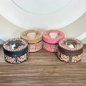 Superbe boîte à bijoux ronde en cuir de vachette façonnée à la main, style vintage, avec motifs floraux en relief, durable, pour le rangement des bijoux - Product Image 2