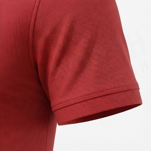 Vente en gros de polos pour hommes sur mesure avec logo imprimé, nouveau design, couleur unie, tissu tricoté, fabriqué au Pakistan - Product Image 6