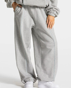 ชุดวอร์มผู้หญิงแบบมีฮู้ด ผ้าฝ้าย 100% ดีไซน์ใหม่จากโรงงาน พร้อมโลโก้สั่งทำได้ - Product Image 1