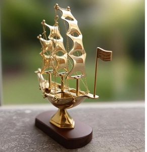 Ornement nautique en laiton sur le thème de la marine pour la décoration intérieure d'inspiration océanique, les présentoirs côtiers et les vitrines de collection - Product Image 6