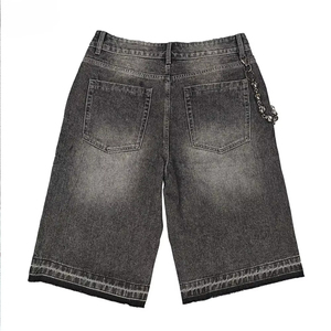 Short en jean vintage délavé personnalisé avec strass, pierres précieuses et chaînes, taille mi-haute, coupe ample, style streetwear unisexe - Product Image 2