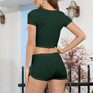 Ensemble short et haut court d'été pour femme, personnalisable avec logo, séchage rapide, respirant, léger, 2 pièces, style cycliste - Product Image 2
