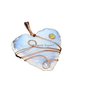 Pendentif coeur en cristal semi-précieux Enveloppe d'agate de mousse Pierre précieuse sculptée Technique de gravure de style Feng Shui et amour - Product Image 2
