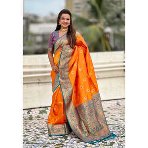 Sari de Seda Suave Naranja Elite Weaves con Diseño de Girasol Butta Meenakari y Bordado Zari, Vestidos Elegantes para la Noche - Product Image 5