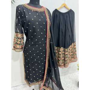 Hermoso conjunto de Top y plazzo blanco para mujer con Dupatta de Karma Fashion para fiestas - Product Image 2