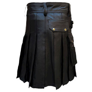 Faldas escocesas de cuero negro de piel de vaca para hombre, ropa gótica informal al por mayor de Sialkot Pakistan - Product Image 1