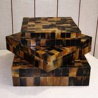 Boîte à bijoux artisanale à finition lisse avec incrustation d'os à motif carré, boîte de rangement moderne personnalisée, organisateur de bijoux, cadeau de luxe