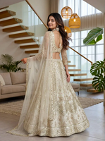 LEHENGA CHOLI DE DISEÑO CON RED DE MARIPOSAS, LENTEJUELAS Y BORDADO CODIFICADO CON DUPATTA Beige 84522