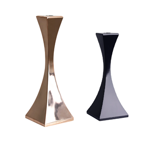 Nuevo candelabro moderno para decoración del hogar, portavelas de alta calidad con acabado negro, de aluminio fundido, hecho a mano y personalizado. - Product Image 3