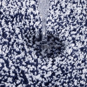 Tapis de bain moderne bleu marine festonné, 1 pièce, rectangulaire, réversible, lavable en machine, avec dos antidérapant en caoutchouc pour salle de bain et usage domestique - Product Image 3