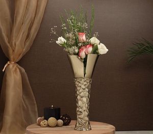 Vase à fleurs en aluminium artisanal personnalisé doré pour la décoration de la maison et du jardin, pots à fleurs pour les centres de table d'événements et de mariages - Product Image 1