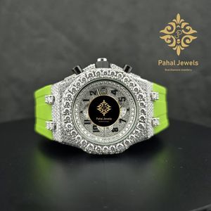 Montre à quartz en acier inoxydable avec incrustation de diamants, chronographe, cadran en verre analogique, boîtier de 10 mm, ton argenté, bracelet vert, luxe et mode - Product Image 5