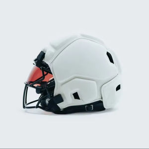 Casque de protection souple en mousse 7on7 New Guardian 2.0 pour jeunes, respirant et réglable, pour sports nautiques - Product Image 1