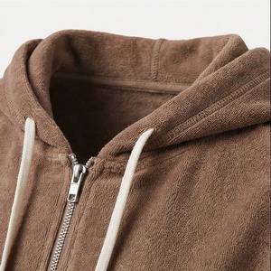 Ensemble 2 pièces en polaire pour femme, sweat à capuche zippé et short, couleur unie, coupe décontractée, au-dessus du genou, pour le printemps et l'été - Product Image 4