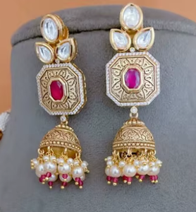 สร้อยคอ Kundan คุณภาพระดับพรีเมียมพร้อมต่างหูสำหรับผู้หญิงเครื่องประดับดีไซเนอร์สำหรับคอลเลกชันงานแต่งงาน - Product Image 2