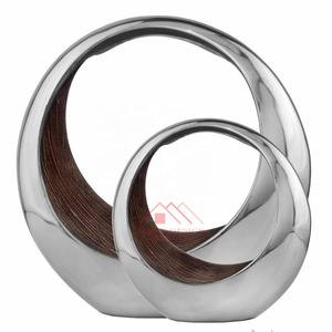 Bol à fleurs sur piédestal de conception abstraite décorative supérieure capable Best-seller et fournisseur de vases à fleurs en métal faits à la main - Product Image 3