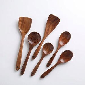 Juego de 6 Espátulas de Madera, Utensilios de Cocina de Madera Natural con Acabado Liso, Reutilizables para Uso Doméstico y en Restaurantes - Product Image 1