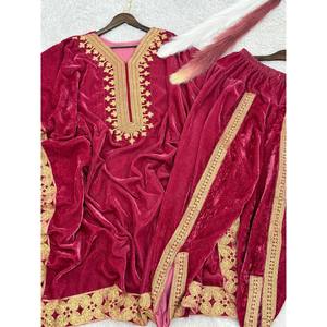 Belle tenue de fête Kaftan et Dhoti XL Taille pour les festivals et les occasions spéciales - Product Image 1