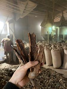 Poudres de cire et de colle végétales écologiques pour bâtonnets d'encens noirs du Vietnam GMEX - Product Image 4