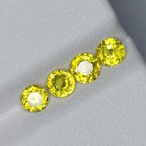 ไททาไนต์ทรงกลมธรรมชาติ 4 ชิ้น พลอยหลวมหายาก สีเขียวเหลือง สำหรับทำเครื่องประดับ ขายส่ง - Product Image 1