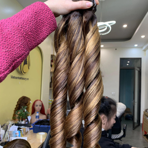 Peluca de Cabello Humano Virgen Remy con Cutícula Alineada y Frente de Encaje para Mujeres Negras, Personalizada, Colorida, 180% de Densidad - Product Image 1