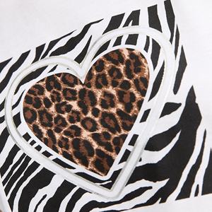 High Quality Women's White <b>Animal</b> Heart Print T-Shirt Cotton Blend Fabric Casual Outfit Short Sleeves Comfortable Women's Shirts - Product Image 3
