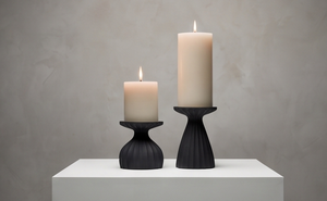 Porte-bougie en aluminium noir cannelé, texture moulée, fait main, pour Noël, la Saint-Valentin, Pâques, centres de table pour la maison - Product Image 2