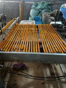 La dernière collection de manches à balai en bois pour balais et serpillères, outil de nettoyage avec revêtement PVC imitation bois, directement de l'usine. - Product Image 3