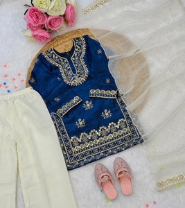 Ensemble Salwar Kameez Brodé Bleu pour Filles, en Mélange de Soie, Kurta, Palazzo et Dupatta, Séchage Rapide, Idéal pour Fêtes et Mariages Traditionnels - Product Image 5