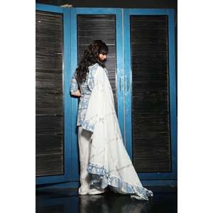 Conjunto de Traje de Algodón Transpirable para Mujer, Diseño Dibujado a Mano, Color Azul Ártico, Talla XS - Product Image 3