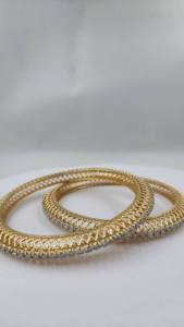 Brazalete de Oro Amarillo de 14K de Alta Calidad con Diamante Cultivado en Laboratorio de Una Sola Línea, 15 Ct, Color FG, VS2, Certificado IGI, 150 Piezas, Estilo Vintage - Product Image 3