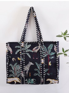 Luxury <b>Printed</b> Cotton Quilted Shoulder Bag for Women with Soft Texture and Elegant Chain Strap - Product Image 4