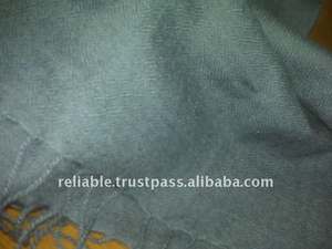 Bufanda Ligera y Moderna de Viscosa con Tacto Suave y Liso, Multifuncional, de Longitud Media en Colores Sólidos para la Temporada de Otoño - Product Image 6