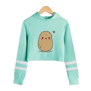Sudadera con capucha corta para mujer, estilo urbano, cómoda, con logo frontal, de alta calidad, muy vendida. - Product Image 1