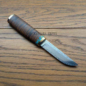 Cuchillo Puukko de Acero Damasteel Hecho a Mano con Mango de Arce Rizado Tostado – Cuchillo de Hoja Fija Premium para Bushcraft y Caza - Product Image 4